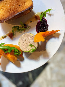 Foie gras torchon, brioche